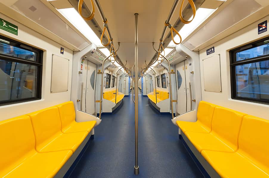 Классы вагонов поезда метро в Дубае