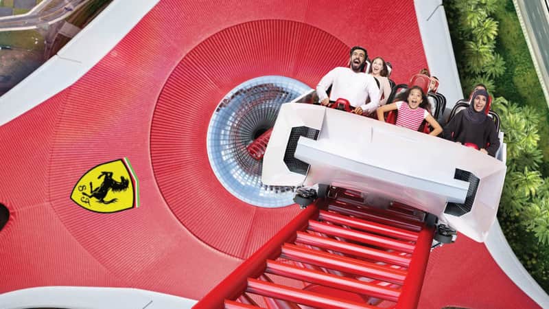 Особые впечатления в Ferrari World Abu Dhabi